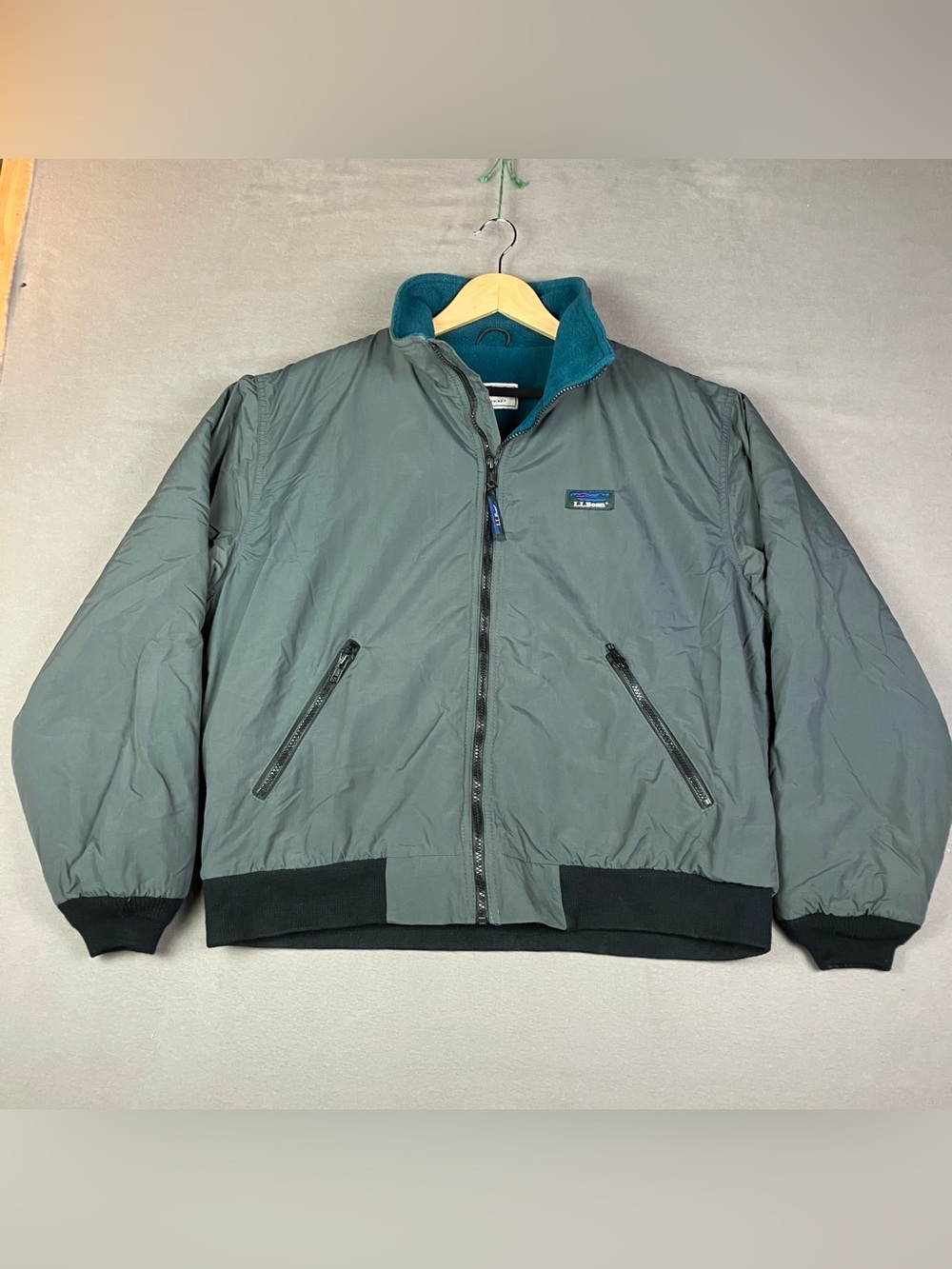 Vintage L.L.Bean Men's Size M Warm Up Jacket Fleece Lined Full Zip Greenish. In